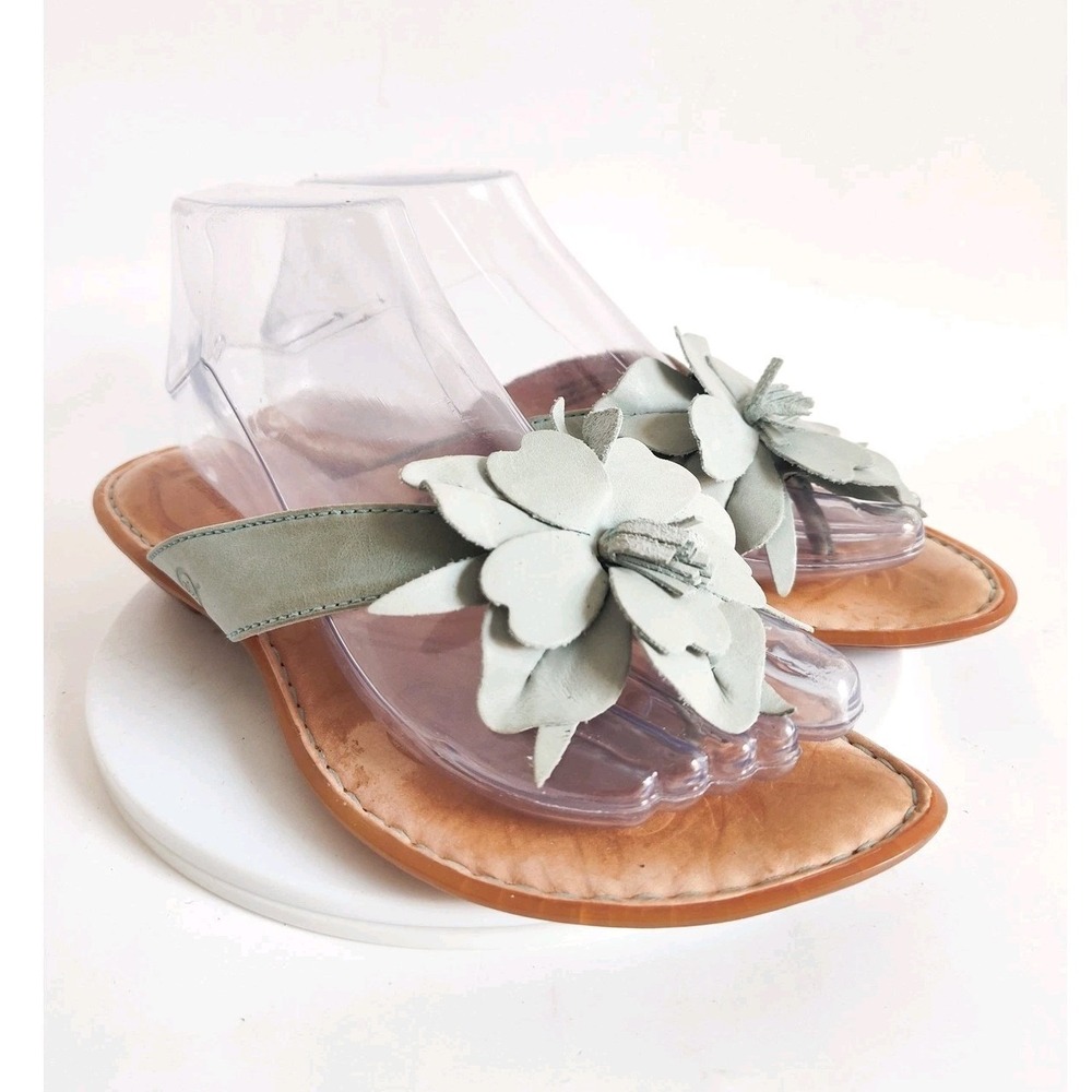 Born Thong Sandals 8 Flip Flops Leather Sage Green Aqua Flower Boho Comfort